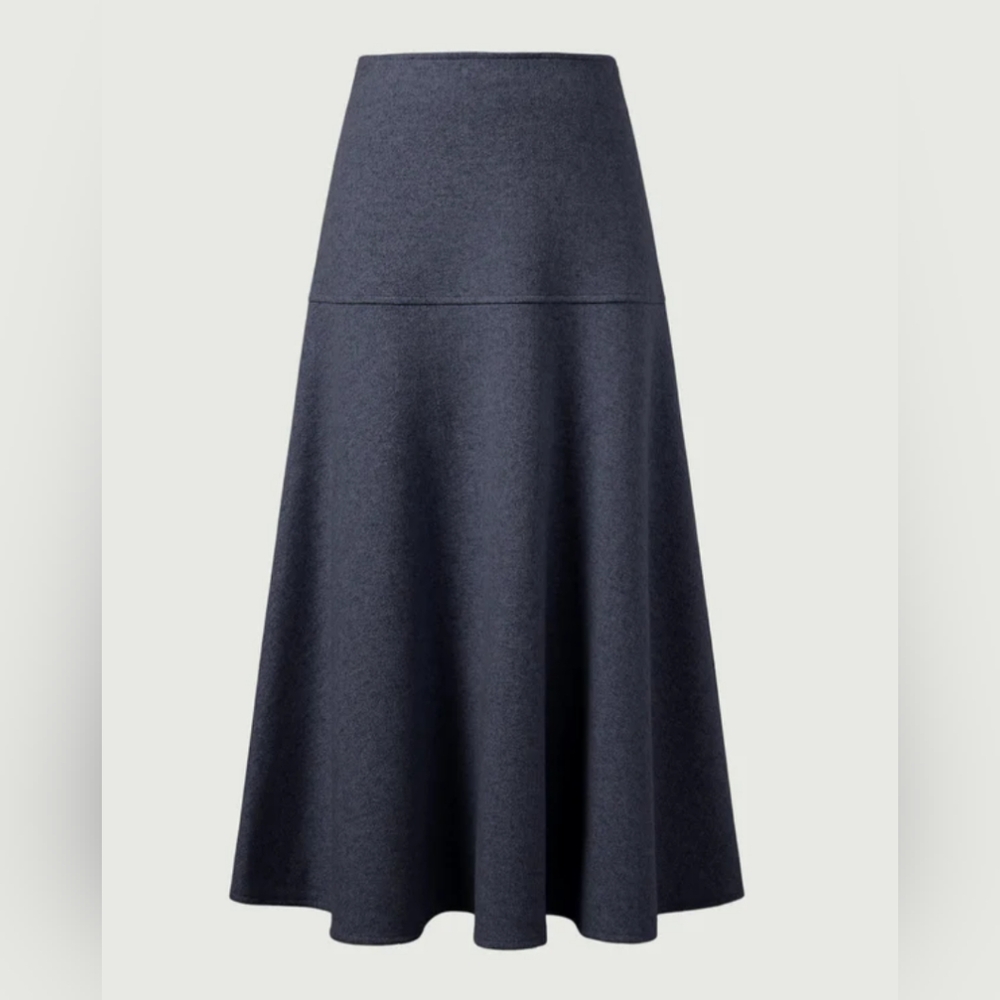 OGL Warm Elegant Navy Women's Skirt size L NWT
